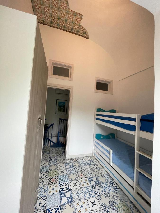 Petit Maison Jeranto Nerano Exterior photo